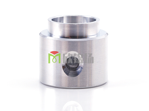 慣流風機(ji)葉(ye)輪(lun)軸(zhou)套(tao)