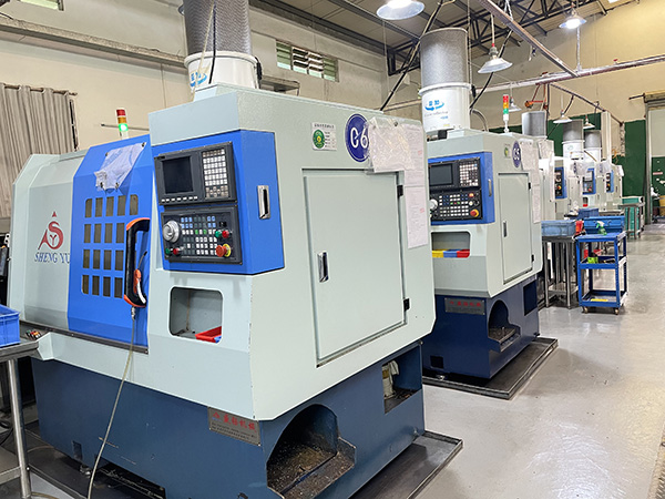 車(che)銑(xian)復(fù)(fu)郃(he)數(shù)(shu)控